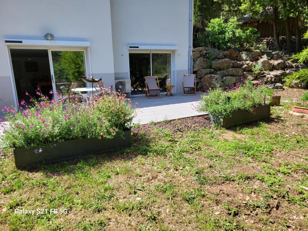 Un Ecrin De Verdure Et Plus.. Besse-sur-Issole Exteriér fotografie